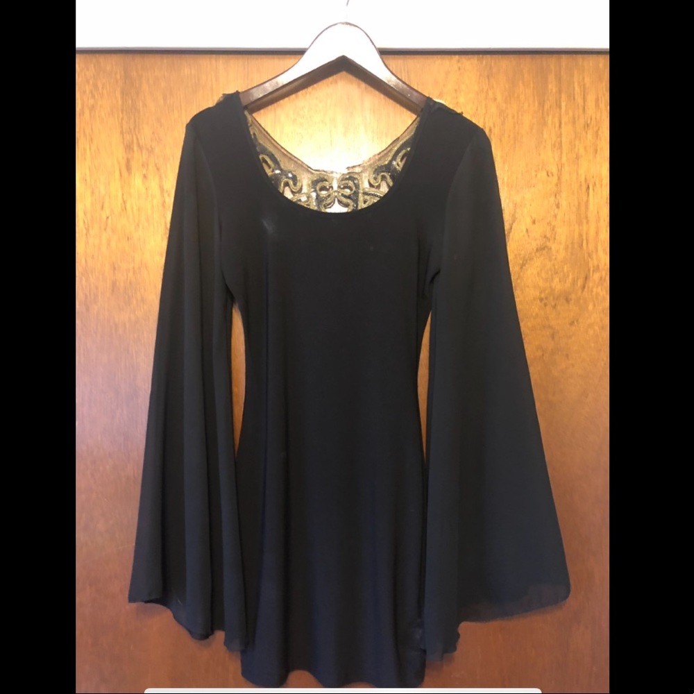 Cute black dress